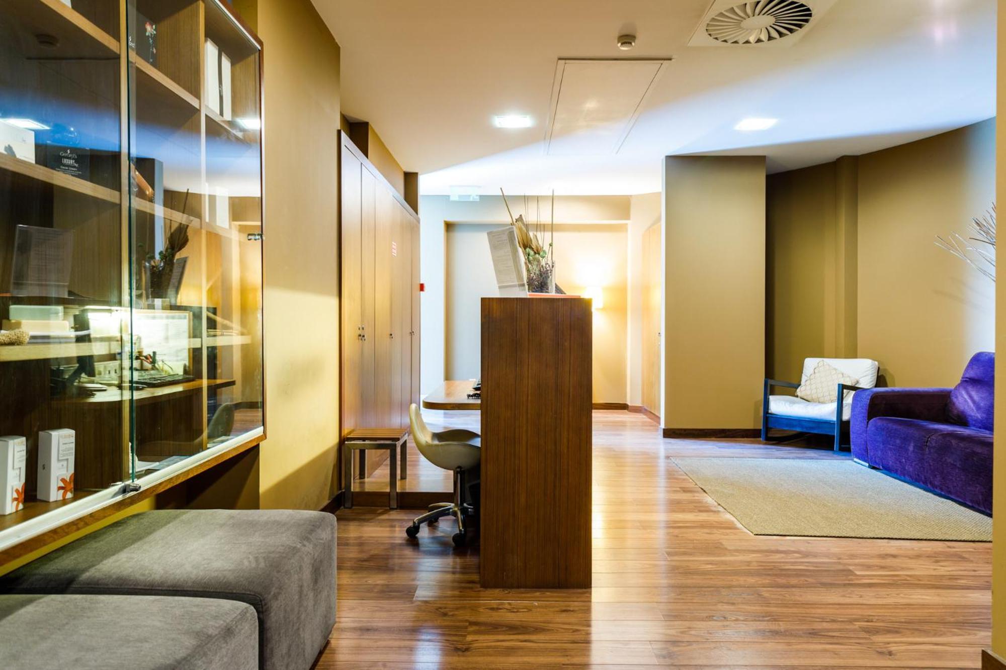 Axis Porto Business & Spa Hotel Pedroucos  Exterior foto
