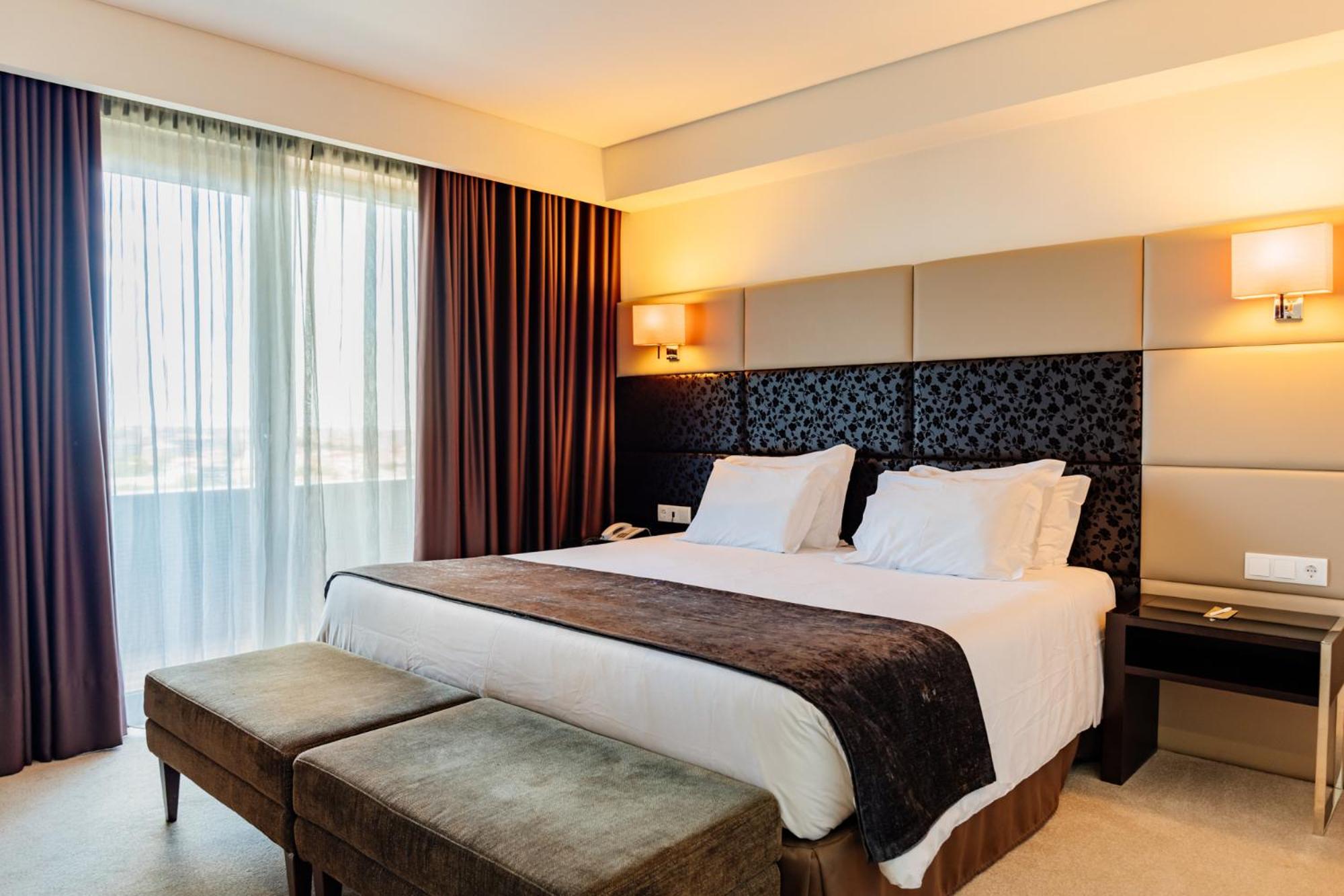 Axis Porto Business & Spa Hotel Pedroucos  Exterior foto